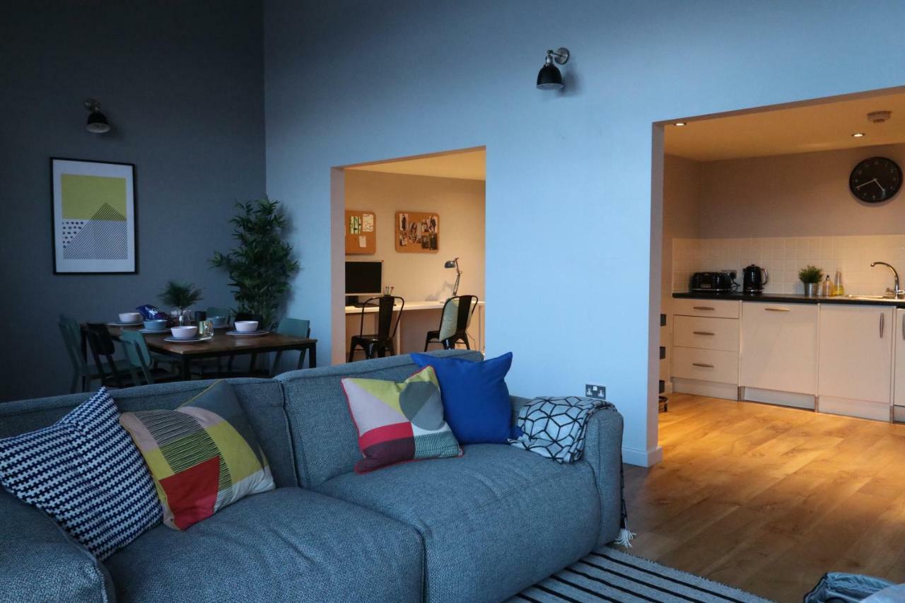4B Loft Penthouse Industrial Decor With Canal & City Views Coventry Kültér fotó
